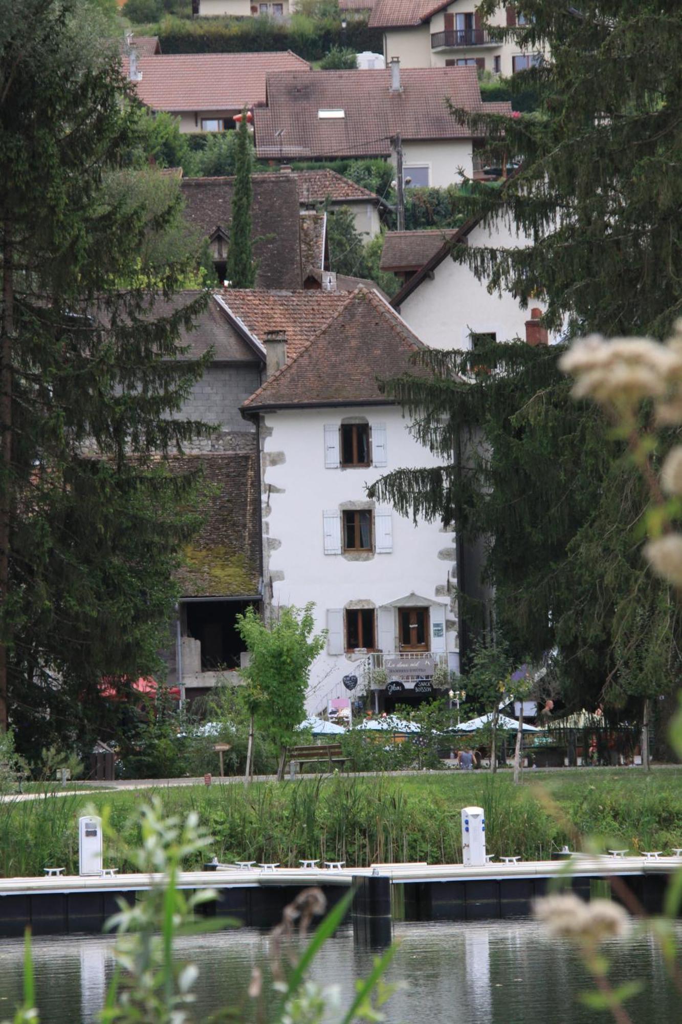 Le Doux Nid Bed & Breakfast Chanaz Exterior photo