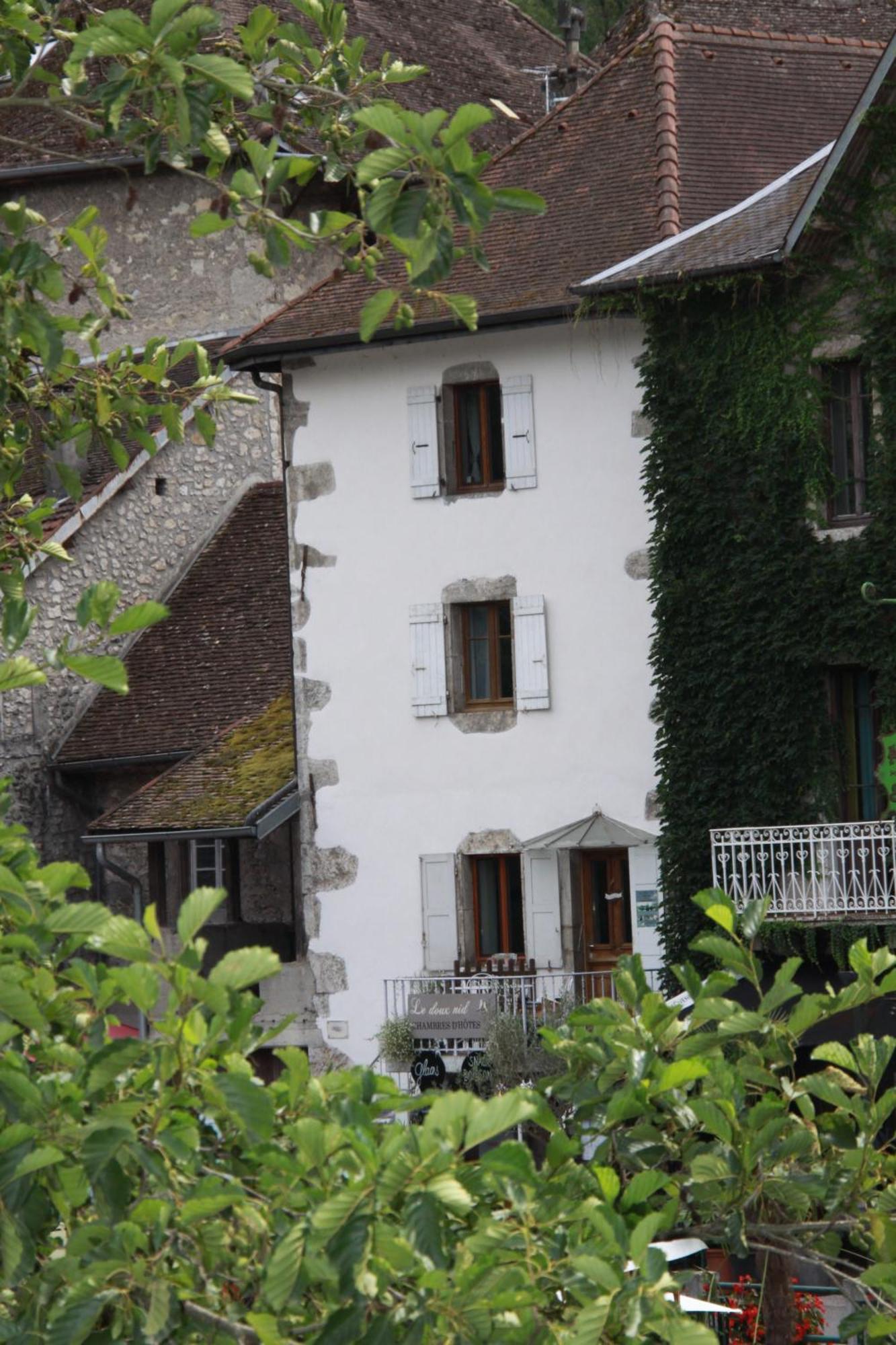 Le Doux Nid Bed & Breakfast Chanaz Exterior photo